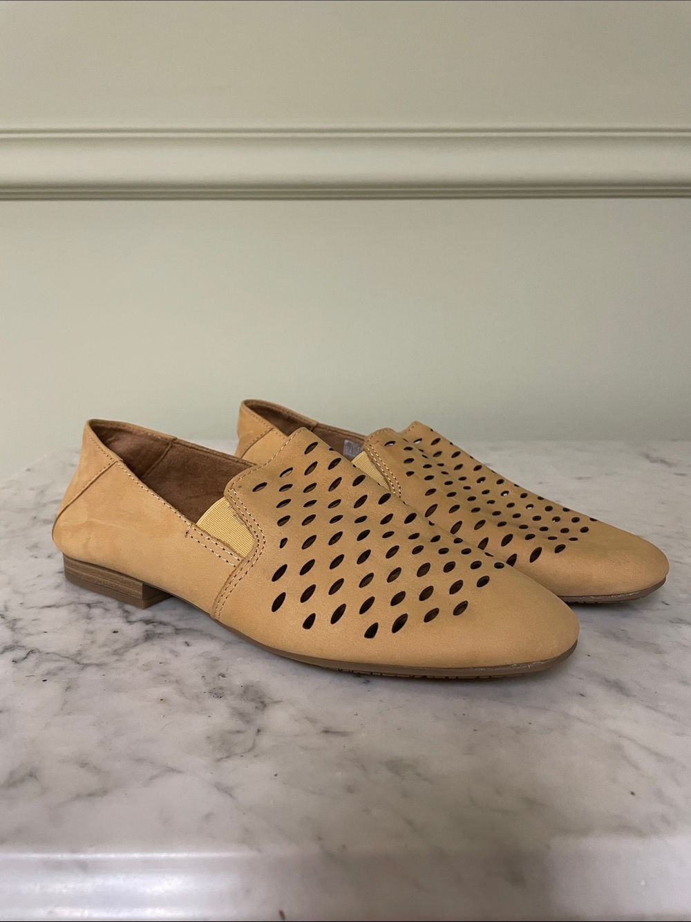 Earth Origins Rocco Women Perforated Loafers - Size 7.5